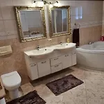 Apartment Isabella Kali