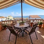 Isabella Apartment