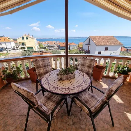 Isabella Apartment